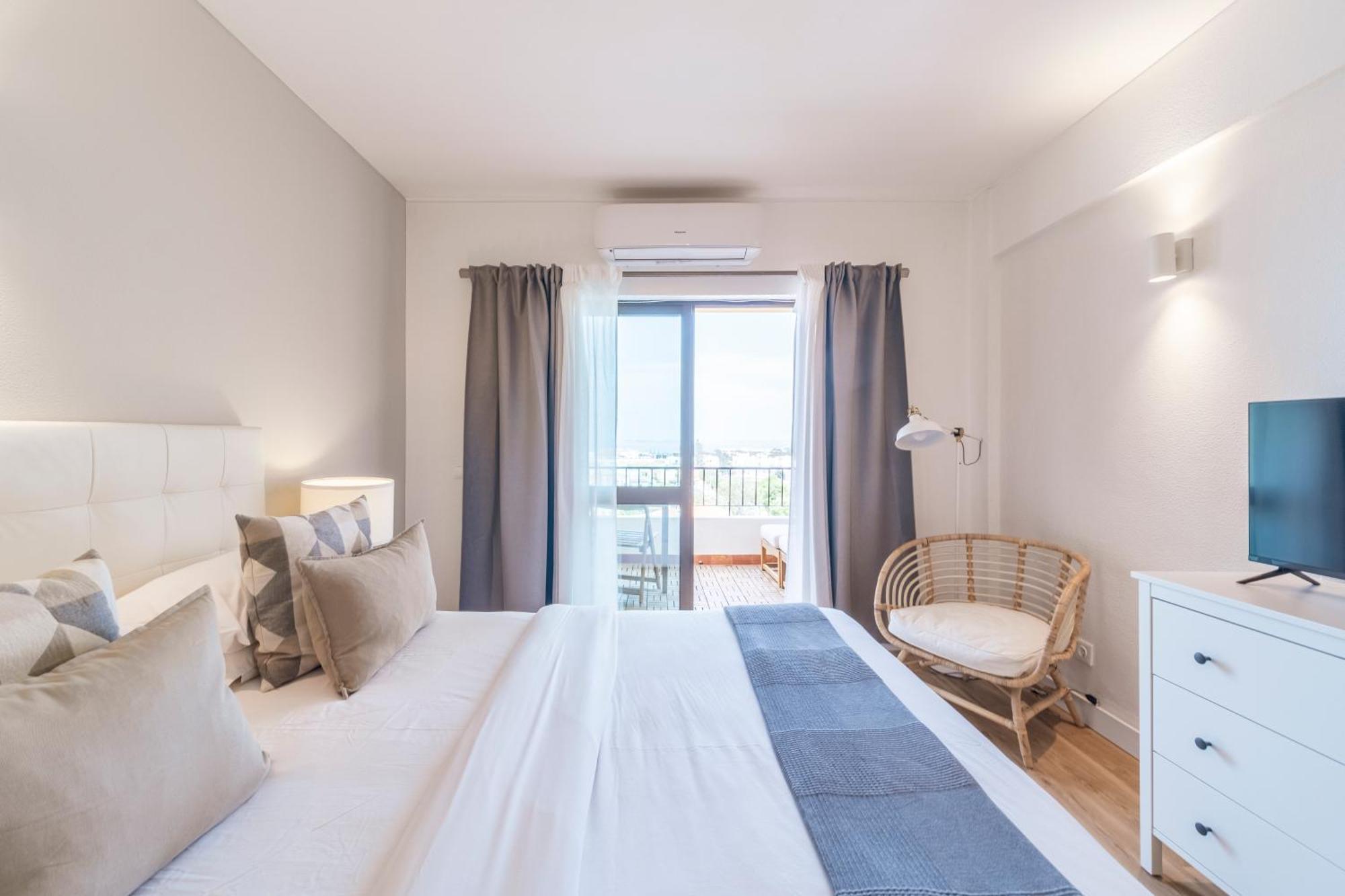 Torre Alta Apartments Lagos Exterior photo