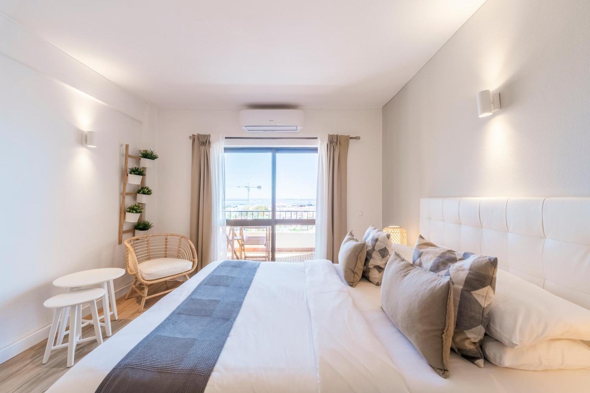 Torre Alta Apartments Lagos Exterior photo