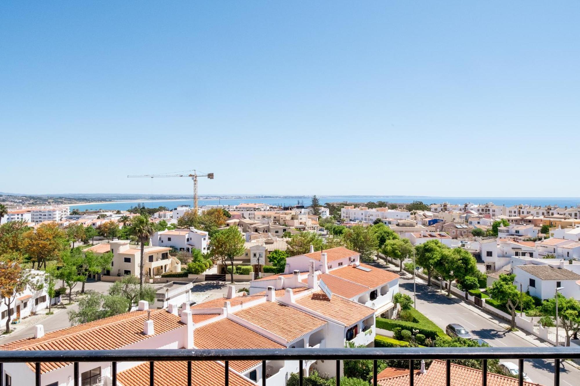 Torre Alta Apartments Lagos Exterior photo